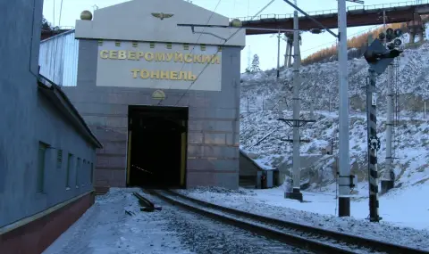 Службата за сигурност на Украйна взриви руска жп линия в Сибир, влак с гориво е дерайлирал - 1
