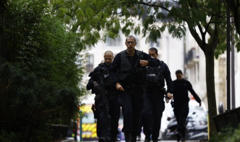 Двама арестувани след атаката в Париж - 1