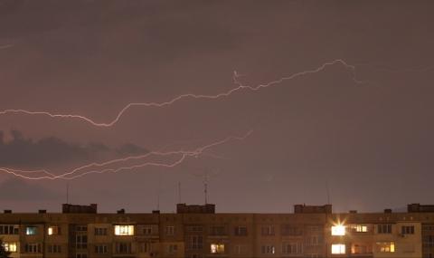 Жълт код за силни бури и валежи в Северозападна България - 1