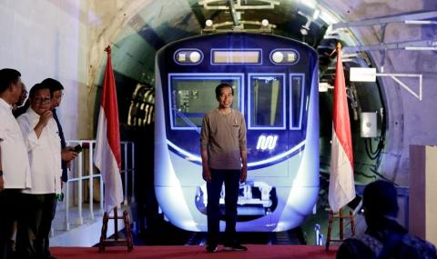 Джакарта вече има метро (СНИМКИ) - 1
