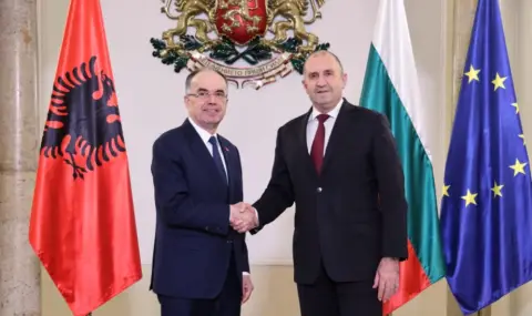 Румен Радев разговаря с албанския президент Байрам Бегай за развитието на региона - 1