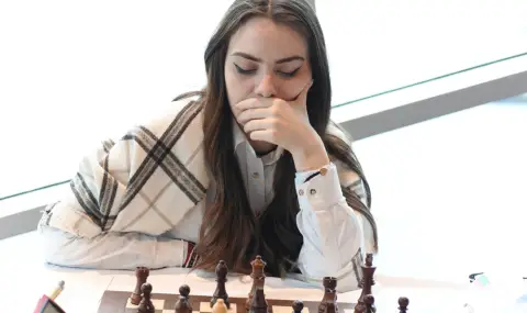 Нургюл Салимова постигна първа победа на Турнира на претендентките