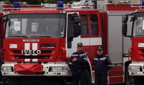 Пожар избухна в пловдивско училище - 1