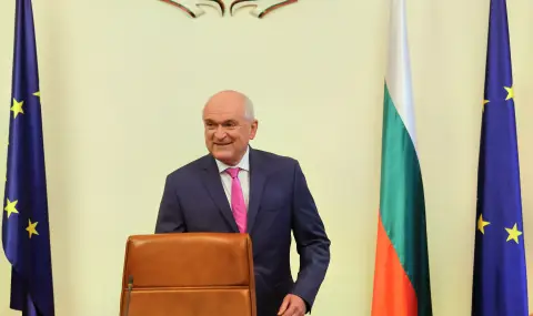 Служебният премиер Димитър Главчев изпрати поздравителен адрес до гимнастичките ни - 1