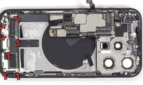 Apple коментира проблема с прегряването на новия iPhone - 1