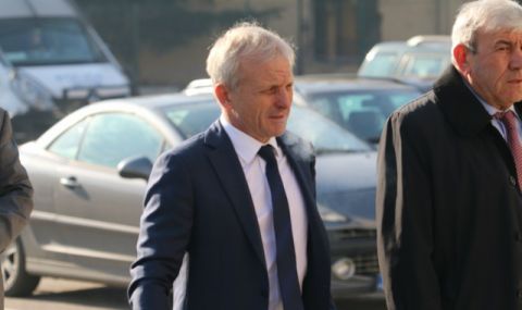 ЦСКА честити рождения ден на Гриша Ганчев - 1