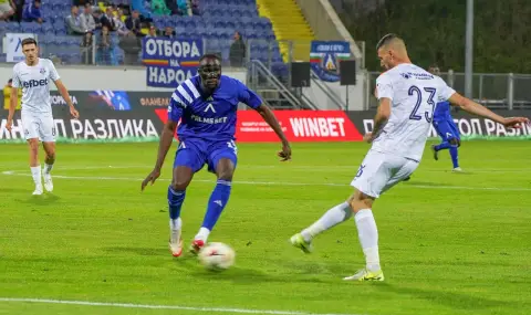 Мустафа Сангаре създава проблеми на Левски - 1