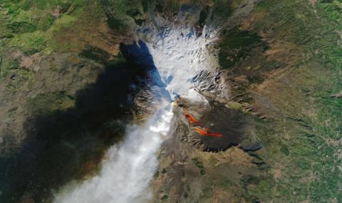 Вулканът Етна изригна - Май 2019 - 1