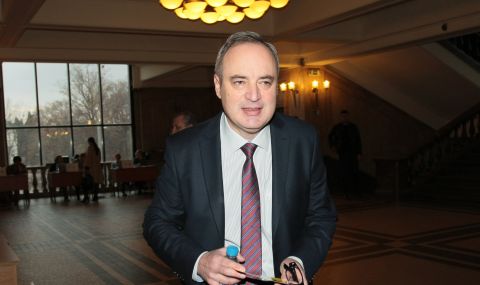 Вероятност: ГЕРБ подкрепят Анастас Герджиков за кандидат-президент  - 1