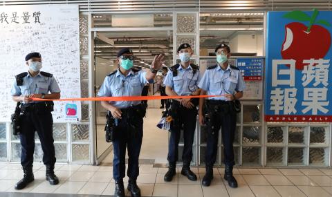 Много жертви след рухването на ресторант в Китай - 1