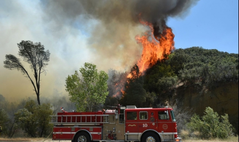 13 000 евакуирани в Калифорния заради пожарите - 1