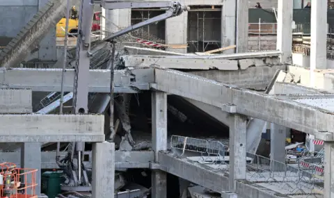 Покрив уби трима строители на супермаркет във Флоренция ВИДЕО - 1