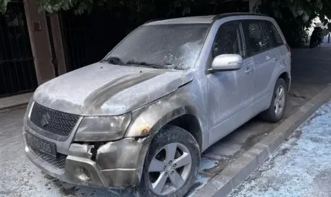 Задържаха мъж, заподозрян за палежа на коли на българското посолство в Скопие - 1
