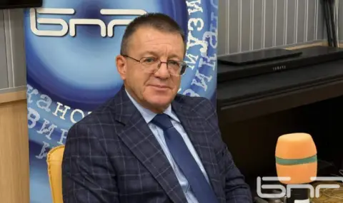 Бойко Ноев: Росен Желязков би трябвало да вдигне жълтия картон на Борисов и Пеевски - 1