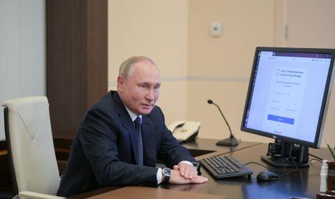 Владимир Путин е гласувал с телефона на свой сътрудник - 1