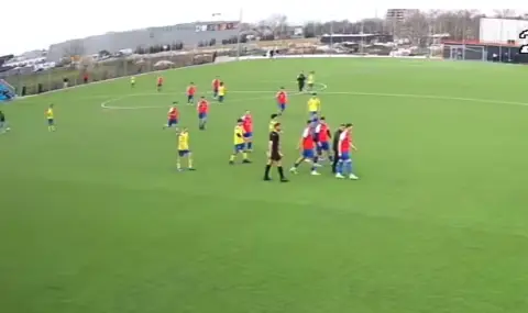 БФС със строги мерки: Две години наказание за агресора на юношеския мач в Пловдив - 1