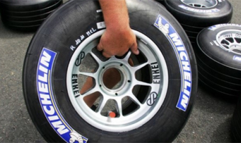 Michelin трябва да спечелят Екълстоун, за да влязат във Формула 1 отново - 1