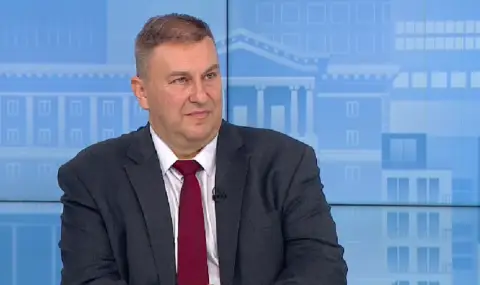 Емил Радев: Решението за референдум за еврото е противоконституционно - 1