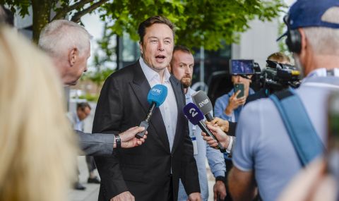 Мъск пусна блокираните акаунти на журналисти в Twitter - 1