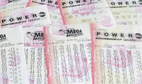 Над 800 млн. долара е джакпотът в американската лотария Powerball, теглят го утре - 1