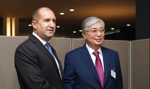 Задълбочаване на отношенията обсъдиха президентите на България и Казахстан - 1