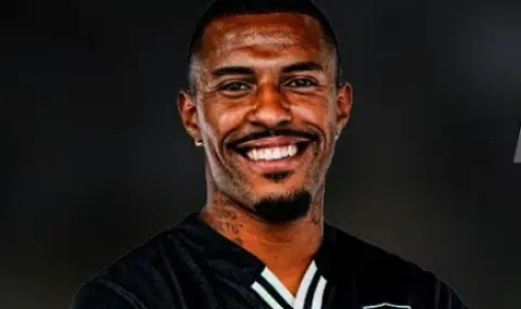 Андре Кловис избра Карабах пред Левски  - 1