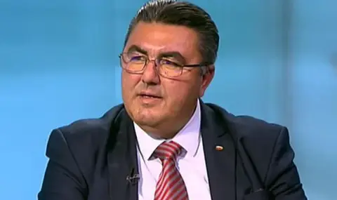 Танер Али, АПС: Възможно е Ахмед Доган да оглави новата партия - 1