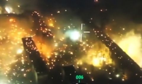 Русия засипа Бахмут със запалителни снаряди (ВИДЕО) - 1