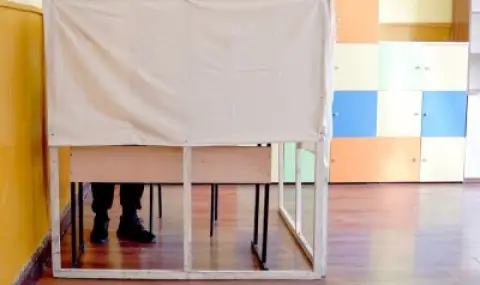 Областната администрация на София обяви търг за доставка на паравани за гласуване - 1