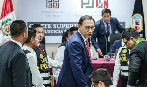 Former Peruvian President Martin Vizcarra Sentenced to 14 Years in Prison  - 1