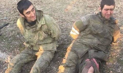 Тотално пиянство цари сред руските войници в Украйна - 1