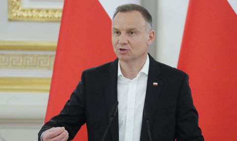 Дуда: ЕС не ни предоставя достатъчно помощ за справяне с бежанците  - 1