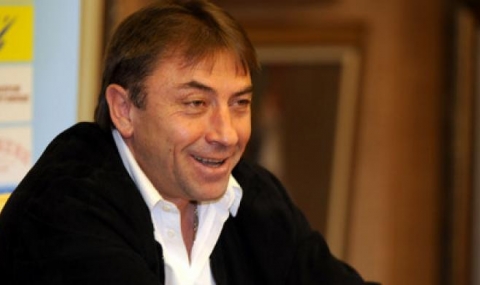 Гибона: Чеп за зеле не става от играчите на Левски - 1