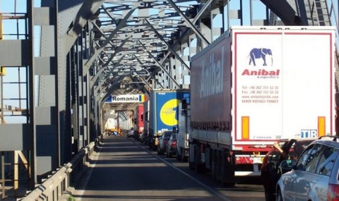 Акция на ДАНС на Дунав мост - 1