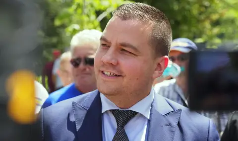 Станислав Балабанов: С въздухари на власт- толкова. Оставка! - 1