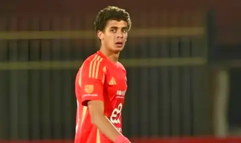 Барселона привлича млад египетски нападател - 1