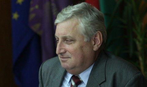 Д-р Иван Кокалов: Държавата няма да фалира от раздаване на средства - 1