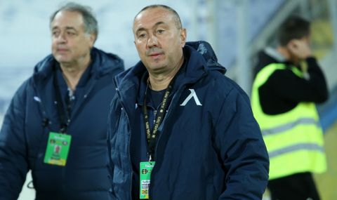 Станимир Стоилов след загубата от Лудогорец: Не можем да нарисуваме нови футболисти - 1