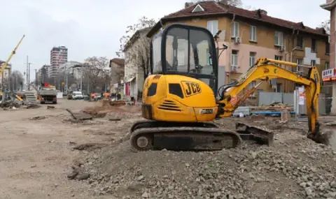 ДНСК издаде заповед за продължаване ремонта на ул. "Опълченска" - 1