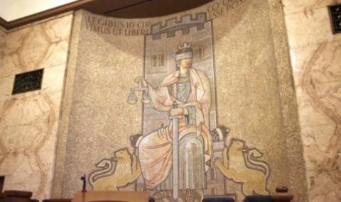 ВКС: Плащаме лизинга и ако ни откраднат колата - 1