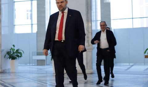 Делян Пеевски поиска премиерът да информира парламента за фактическото състояние по казуса "Лукойл" - 1