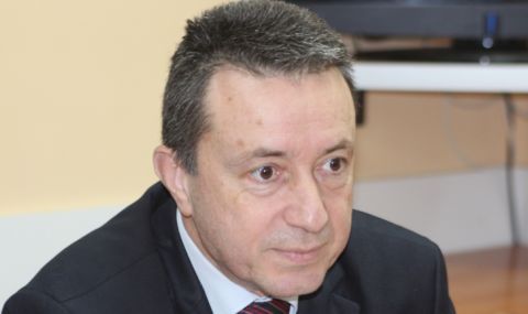Проф. Стоилов предостави пакет законопроекти на НС - 1