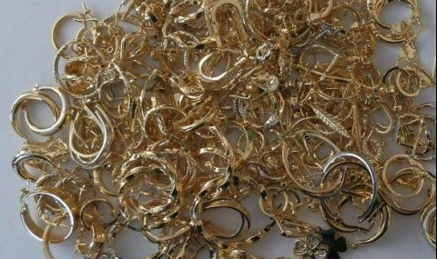 Задържаха златни накити за 66 906 лв. - 1