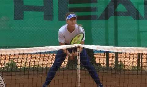 Гергана Топалова отпадна в третия кръг в Санто Доминго - 1