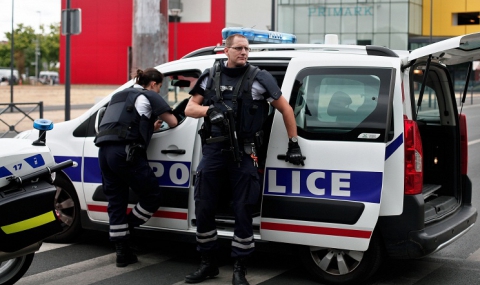 В Белгия задържаха двама за атентатите в Париж - 1