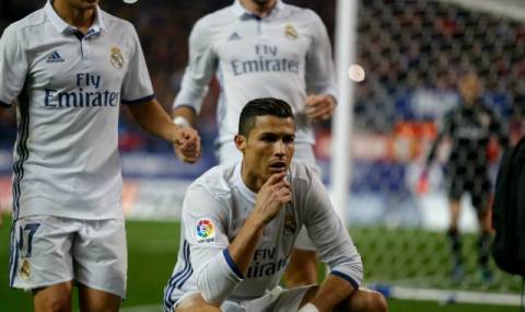 Война в Реал - Роналдо скочи на Бейл - 1