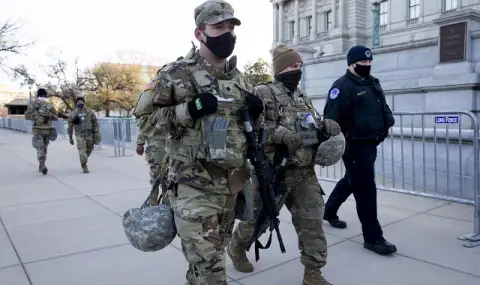 Лос Анджелис на ръба на улична война! Доналд Тръмп изпраща 2000 войници от Националната гвардия  - 1