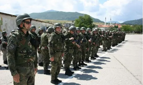 Доклад: В българската армия липсват офицери, сержанти, матроси и войници - 1