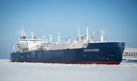 Поради санкциите на САЩ, руската корпорация „Совкомфлот“ преименува своите петролни танкери