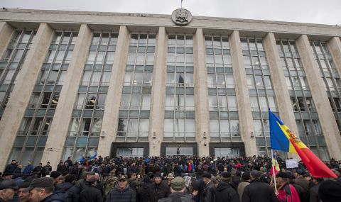 Антиправителствени протести в Молдова - 1